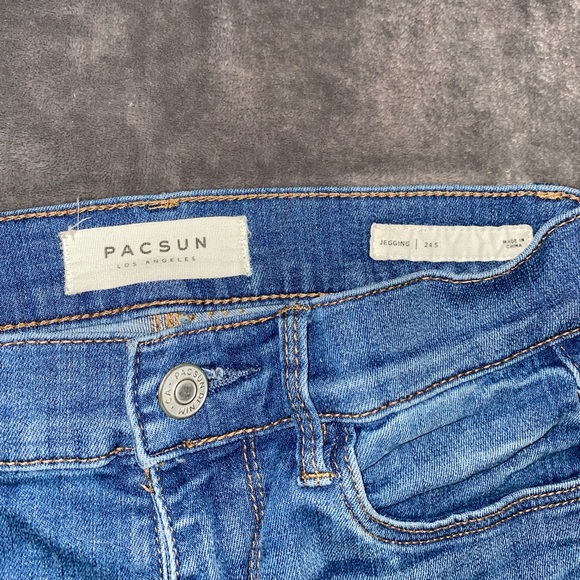 Pacsun Ripped Jeggings Like New Size 24 - Picture 4 of 4